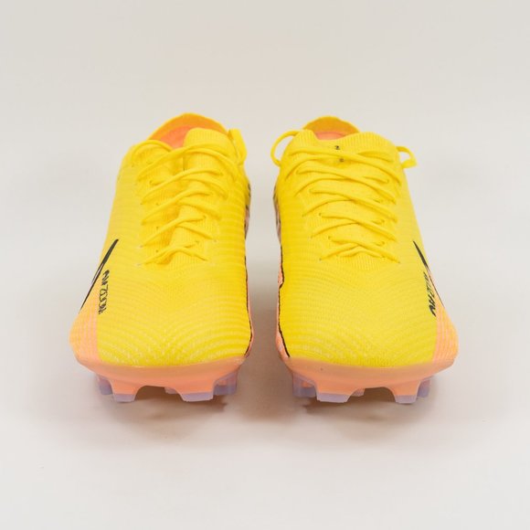 Athletic_Shoes